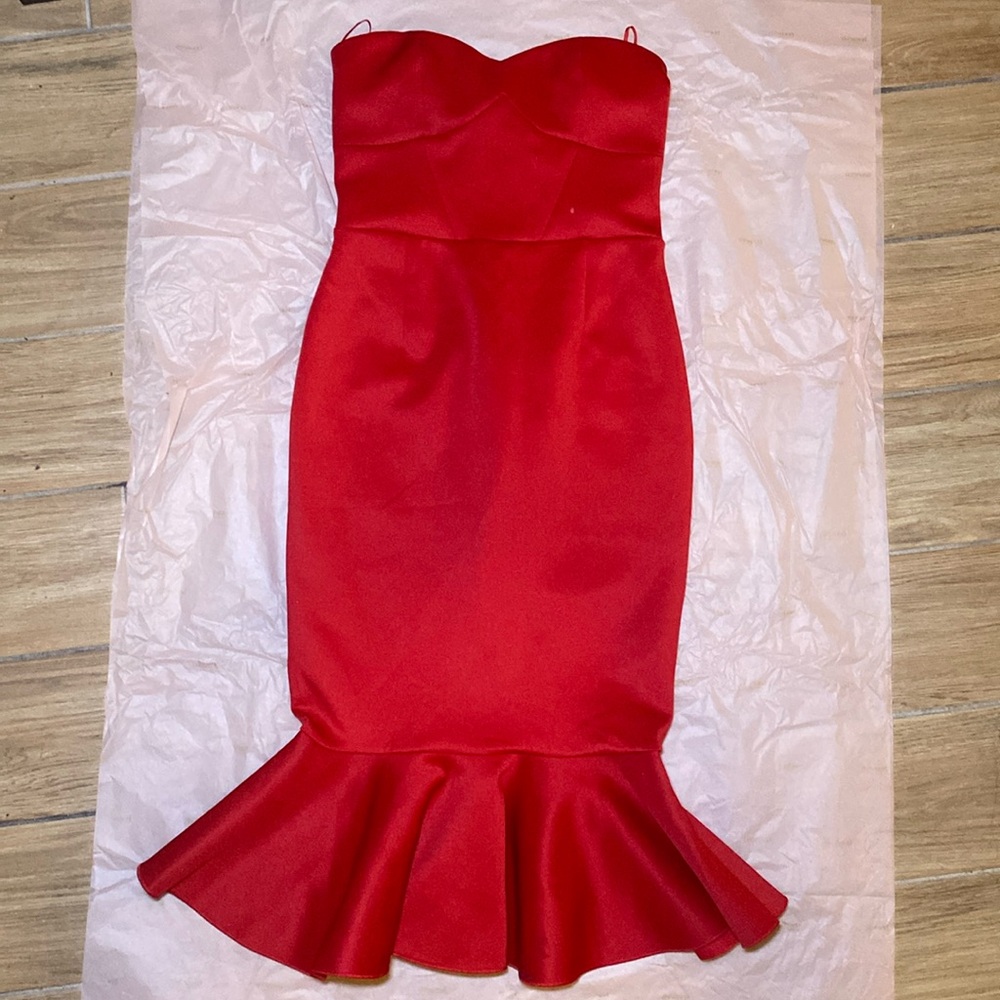 Strapless red Express midi dress ruffle flare bodycon